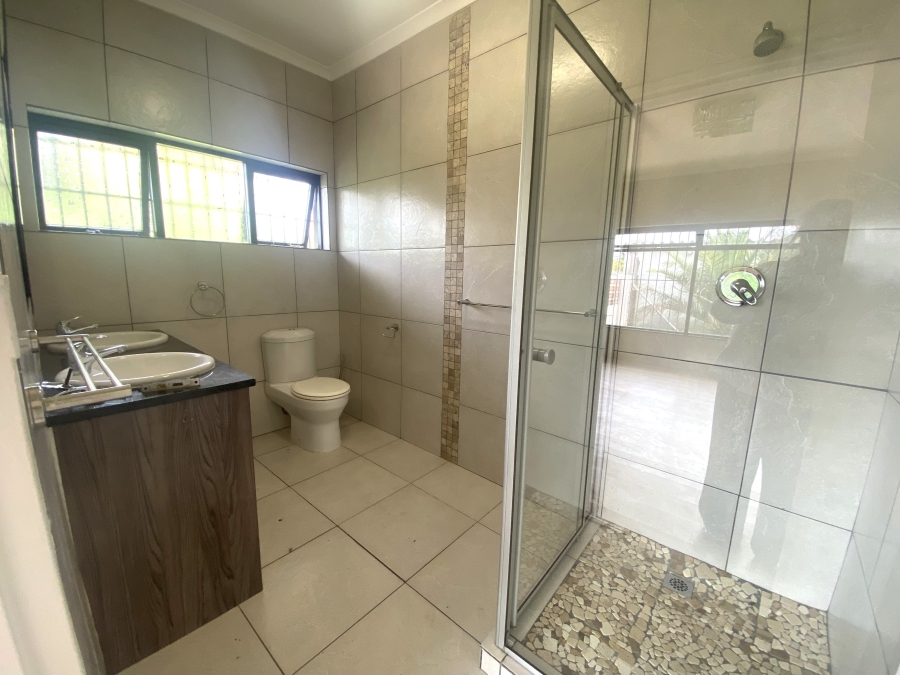 To Let 4 Bedroom Property for Rent in Milnerton Central Western Cape